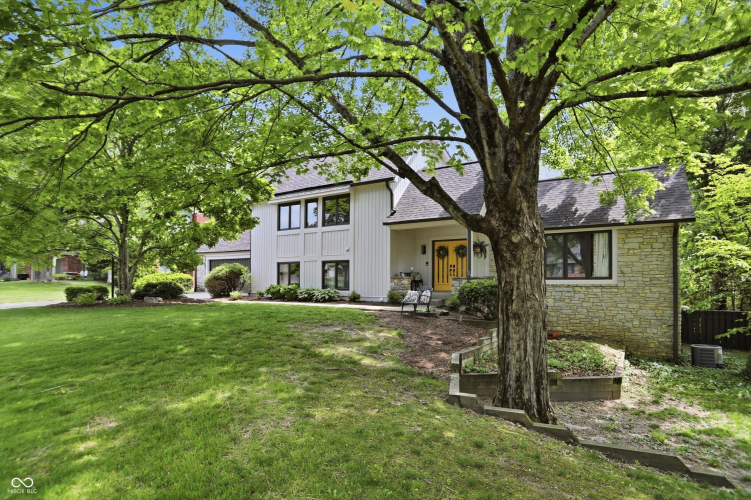 Listing Image 64