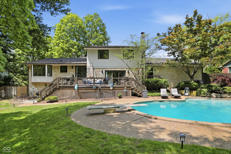 Listing Image 79