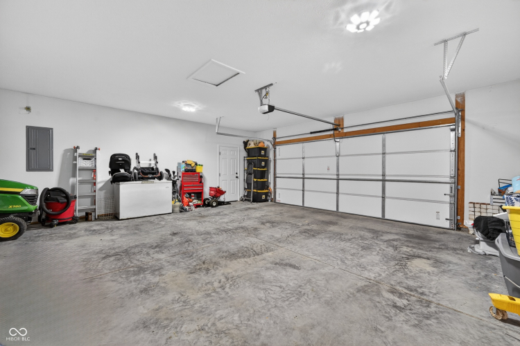 Listing Image 30