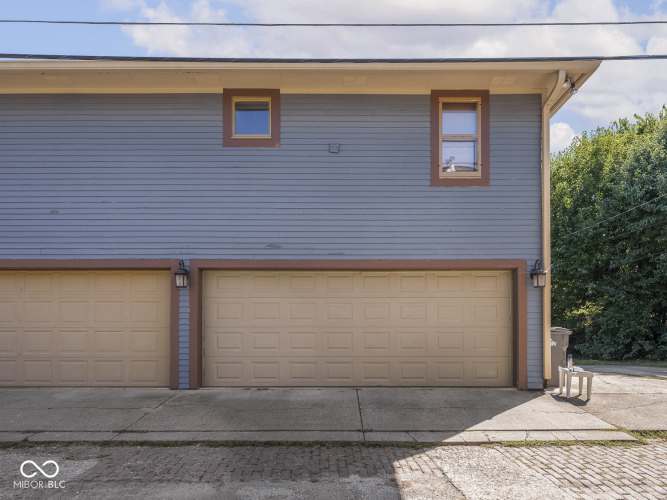 Listing Image 54