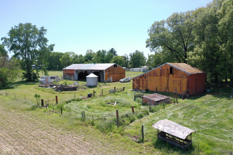 Listing Image 9