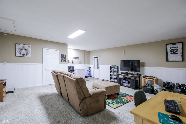 Listing Image 36