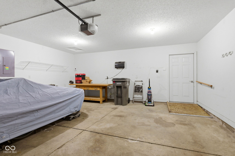 Listing Image 45