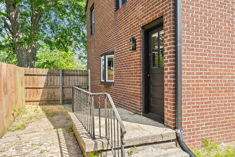 Listing Image 49