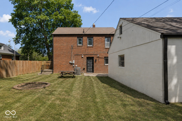 Listing Image 52