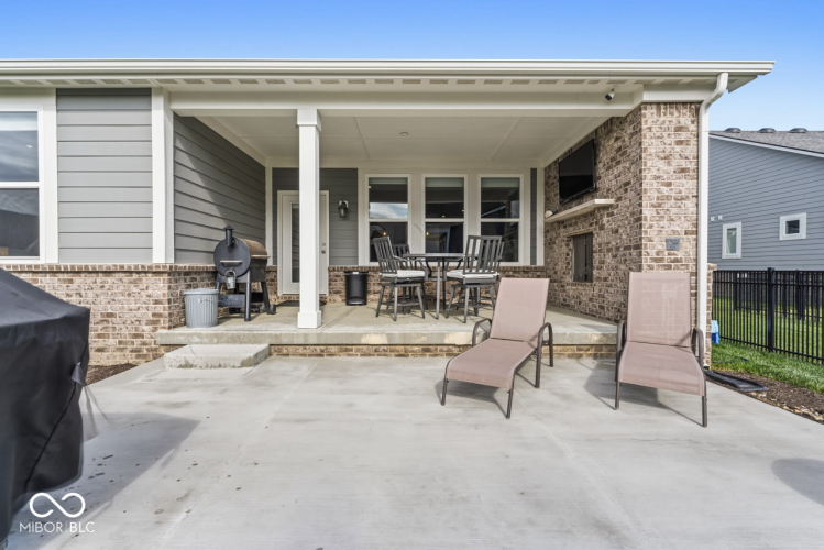 Listing Image 56