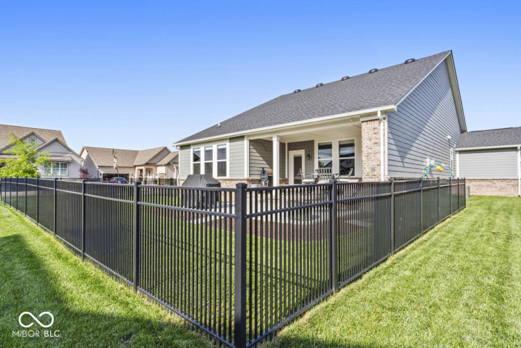 Listing Image 58