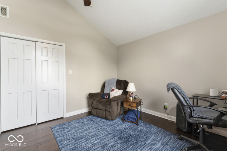 Listing Image 34