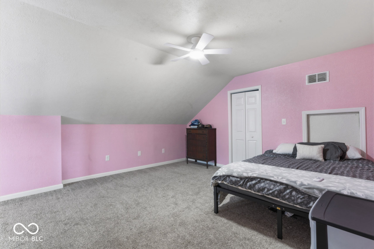 Listing Image 37