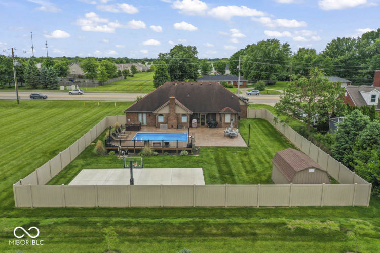 Listing Image 53