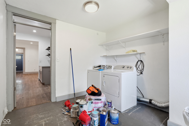 Listing Image 20