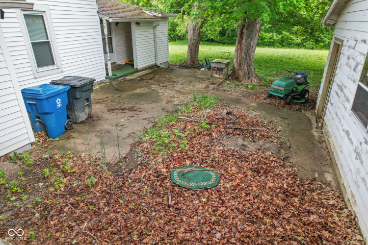 Listing Image 7
