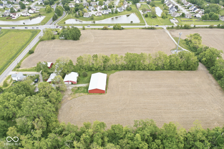 Listing Image 9