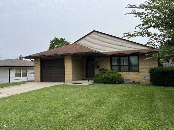 Listing Image 3