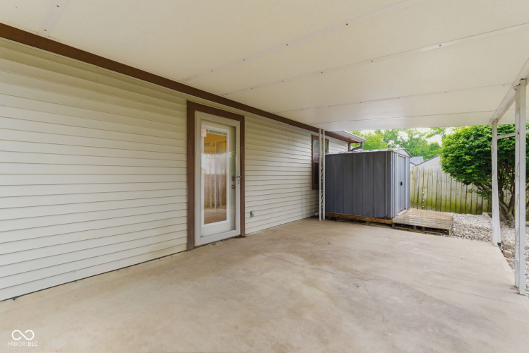 Listing Image 32