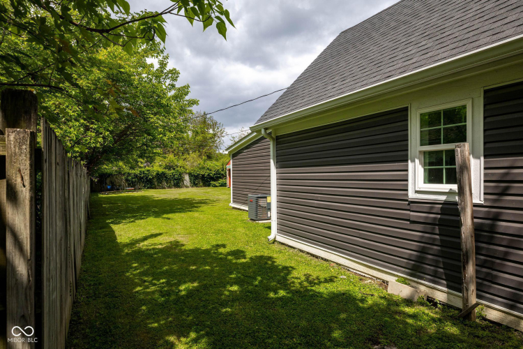 Listing Image 25