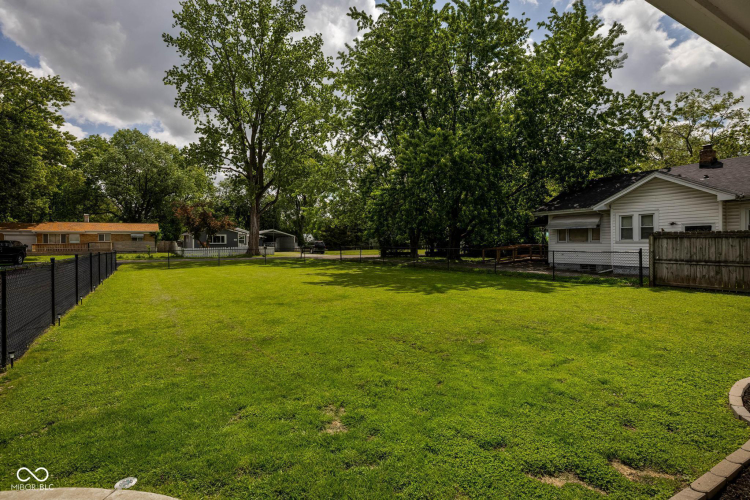 Listing Image 26