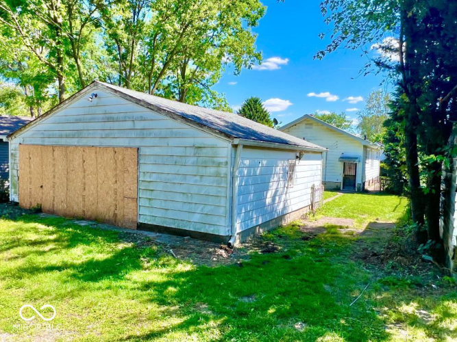 Listing Image 13