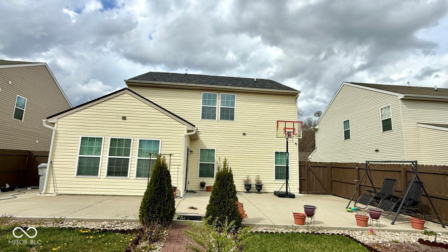 Listing Image 17