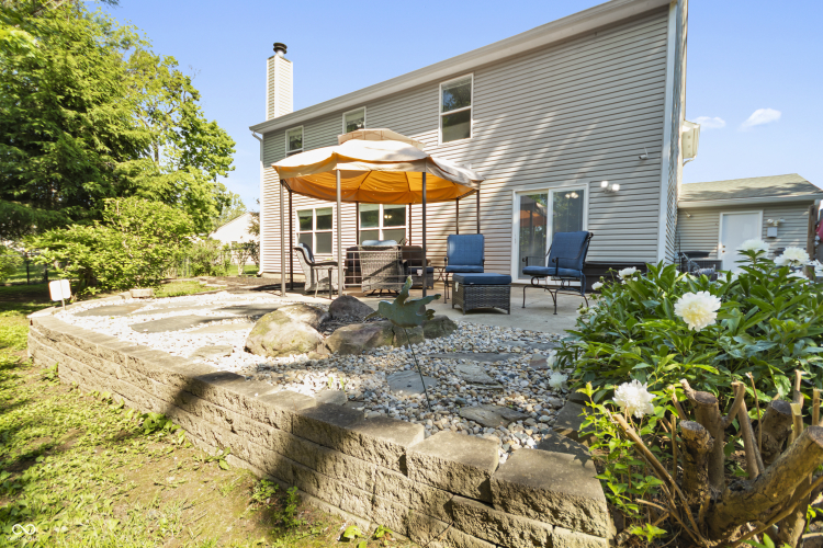 Listing Image 5