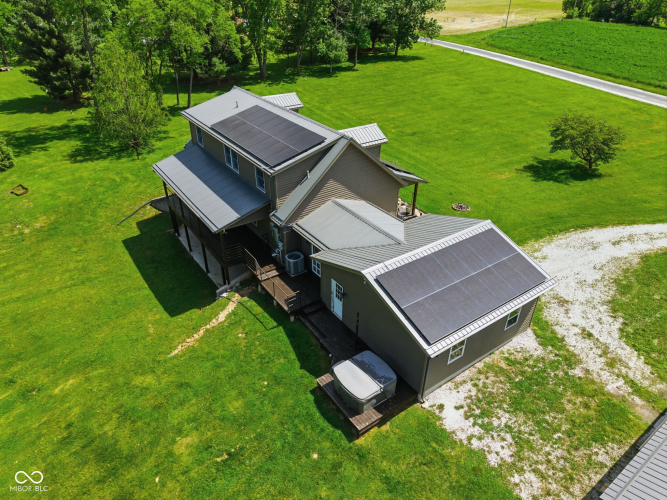Listing Image 11