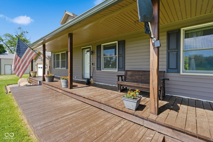 Listing Image 14