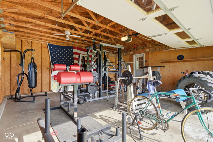 Listing Image 40