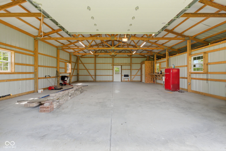 Listing Image 71