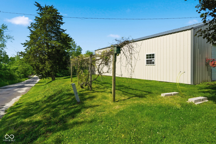 Listing Image 74