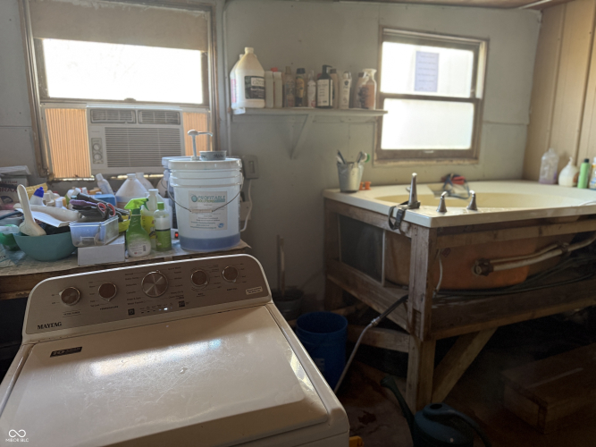 Listing Image 37