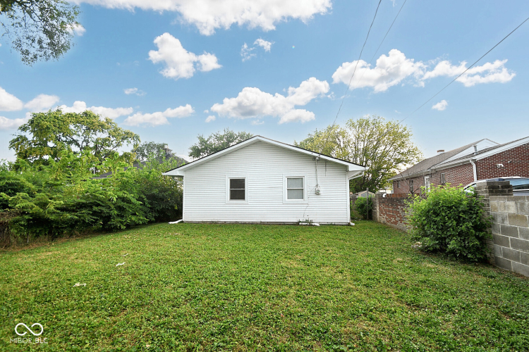 Listing Image 21