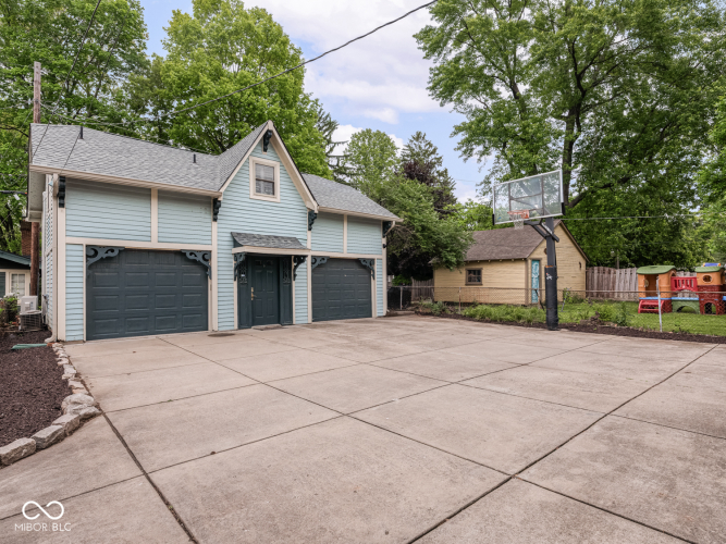 Listing Image 76