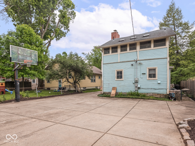 Listing Image 80