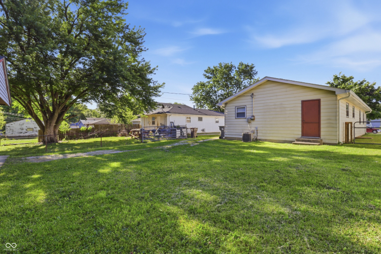 Listing Image 18