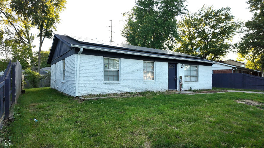 Listing Image 3