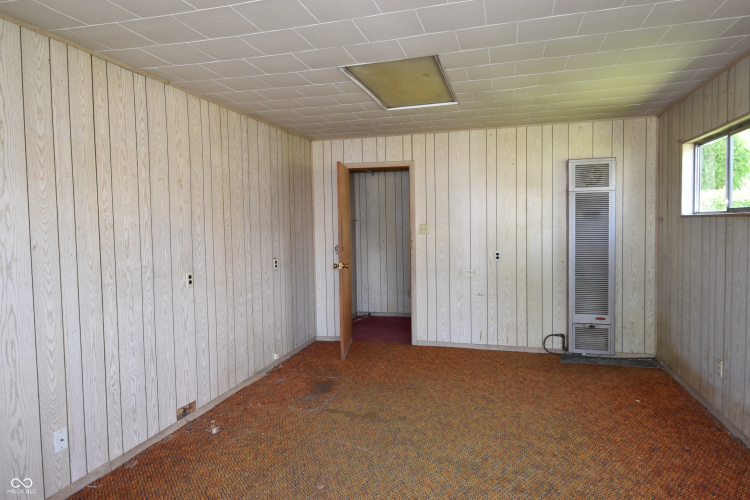 Listing Image 27