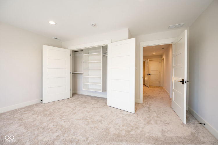 Listing Image 81