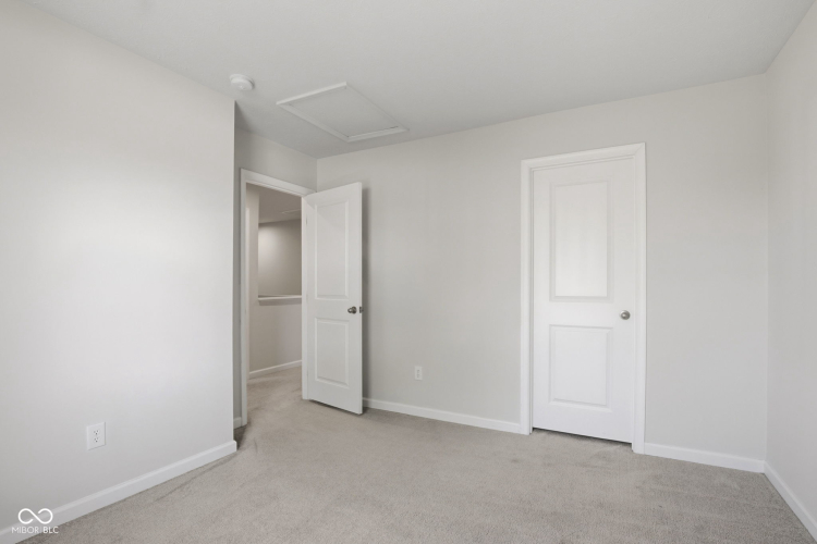Listing Image 51