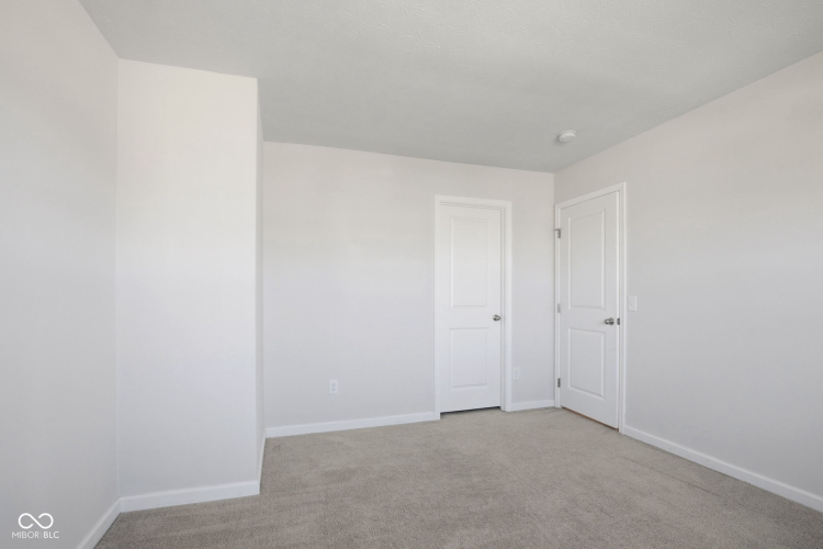 Listing Image 54