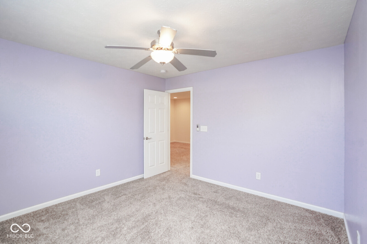 Listing Image 42