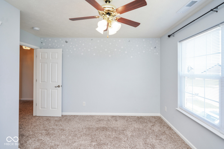 Listing Image 49