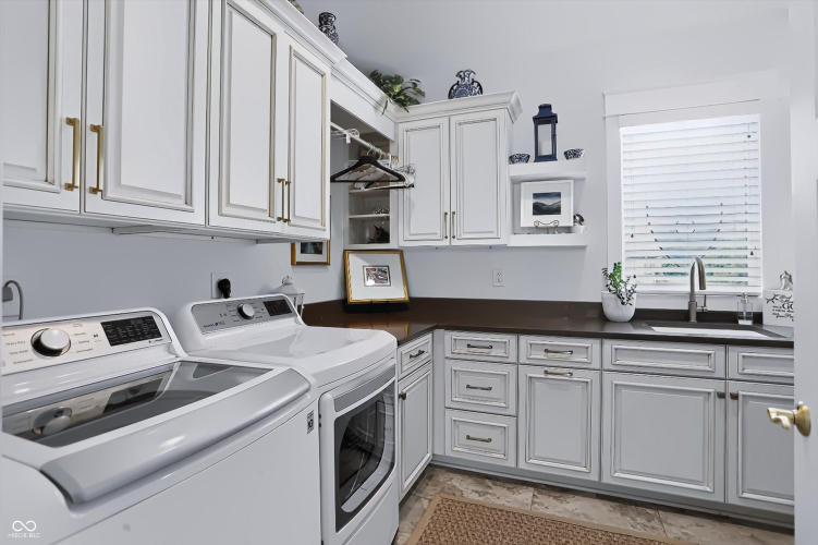 Listing Image 55