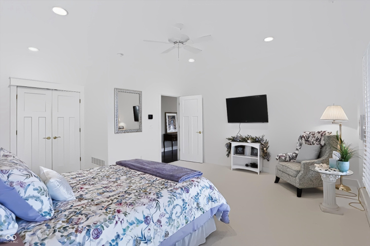 Listing Image 81