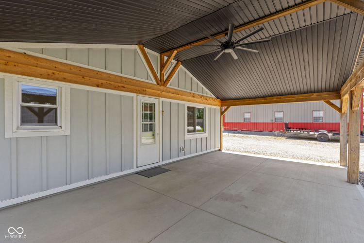 Listing Image 14