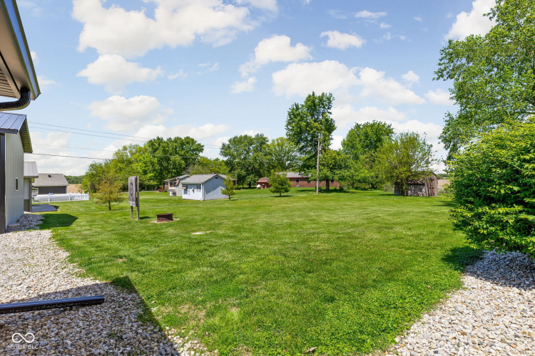 Listing Image 47