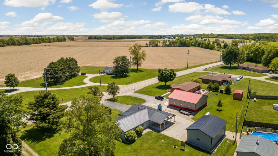Listing Image 52