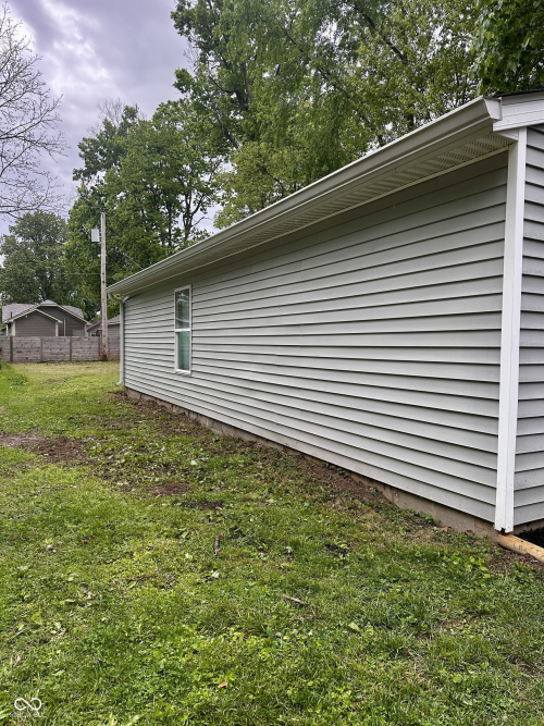 Listing Image 17