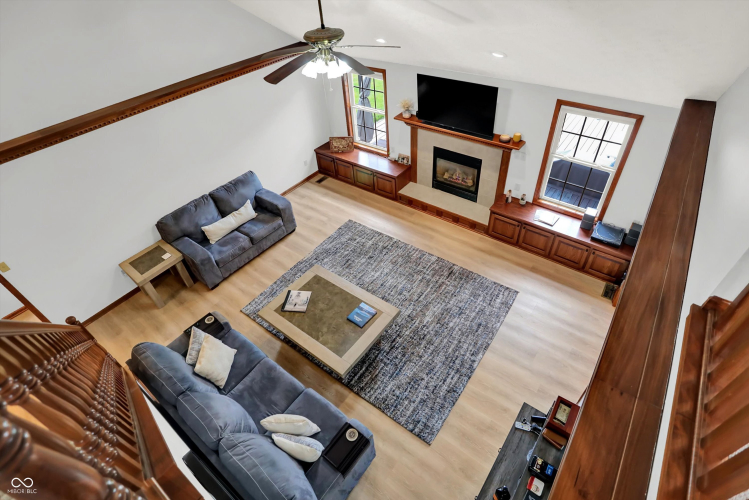 Listing Image 15