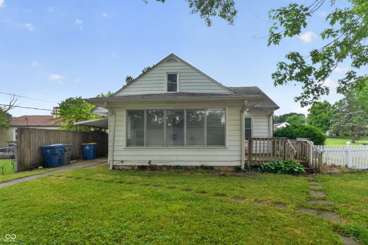 Listing Image 7