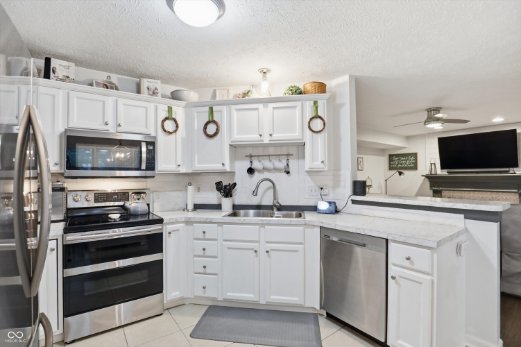 Listing Image 23